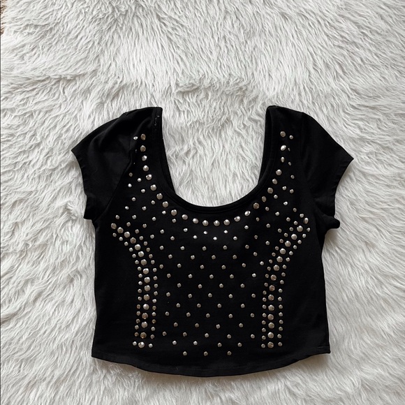 Bozzolo Black Studden Crop Top Size Medium - Picture 4 of 11
